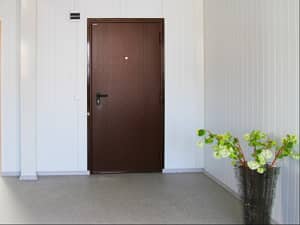 Предлагаем входные железные двери в квартиру DoorHan ЭКО 980х2050 в Белгороде по выгодной цене